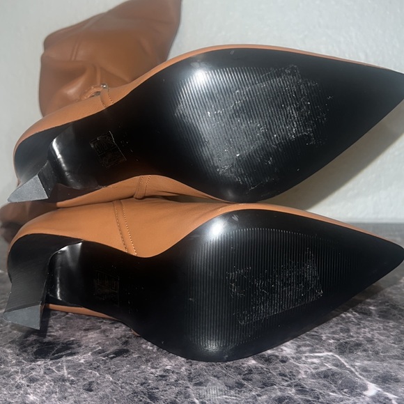 NWOT Reiss Caitlin Knee High Boot in Tan Size: 9 - Picture 13 of 13